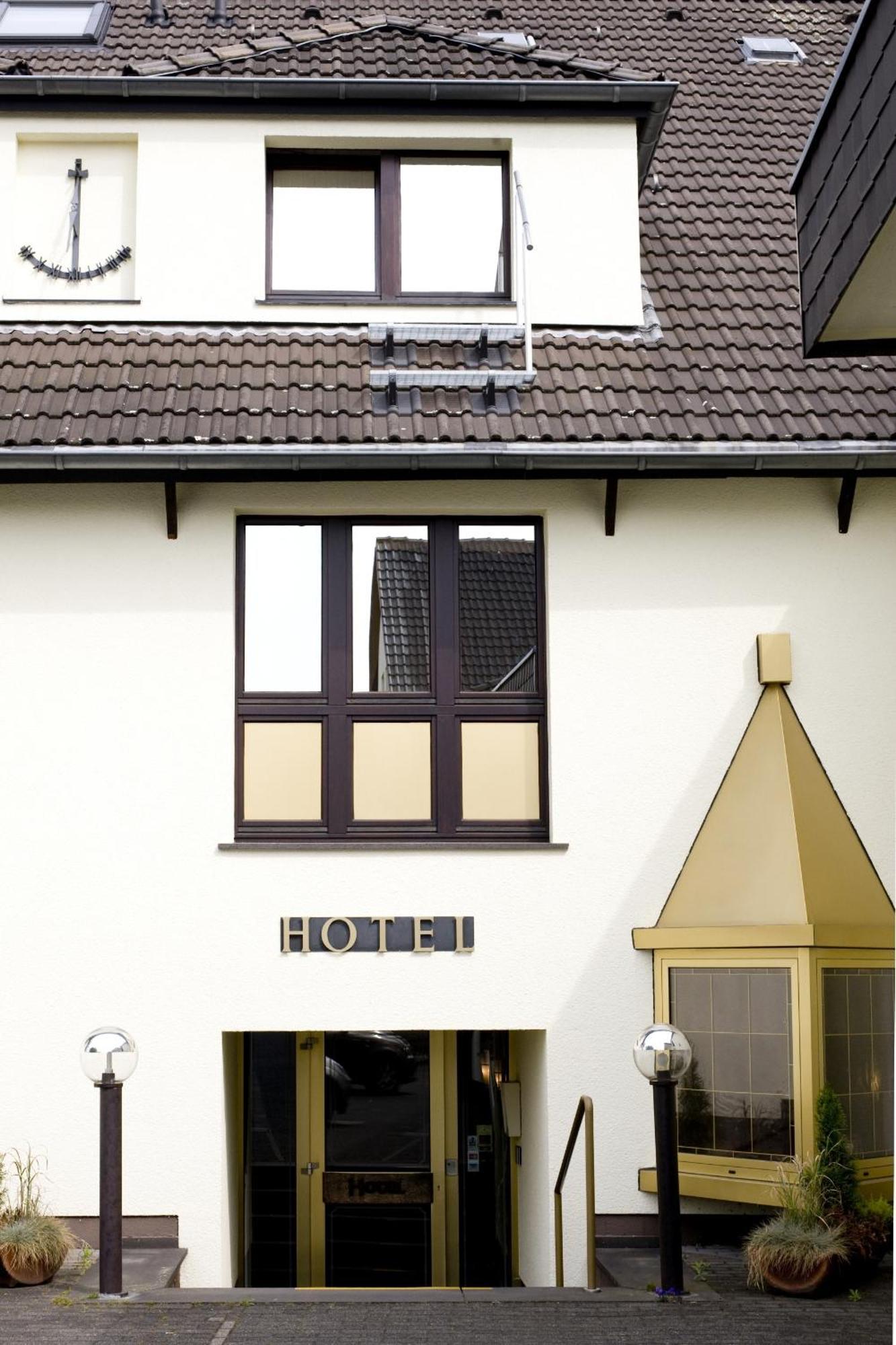 Hotel Flora Dormagen Luaran gambar